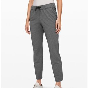 Lululemon On The Fly 7/8 Pant Heathered Black
